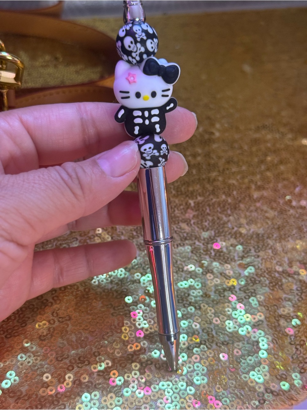 Hello Kitty Black Skeleton Beaded Pen